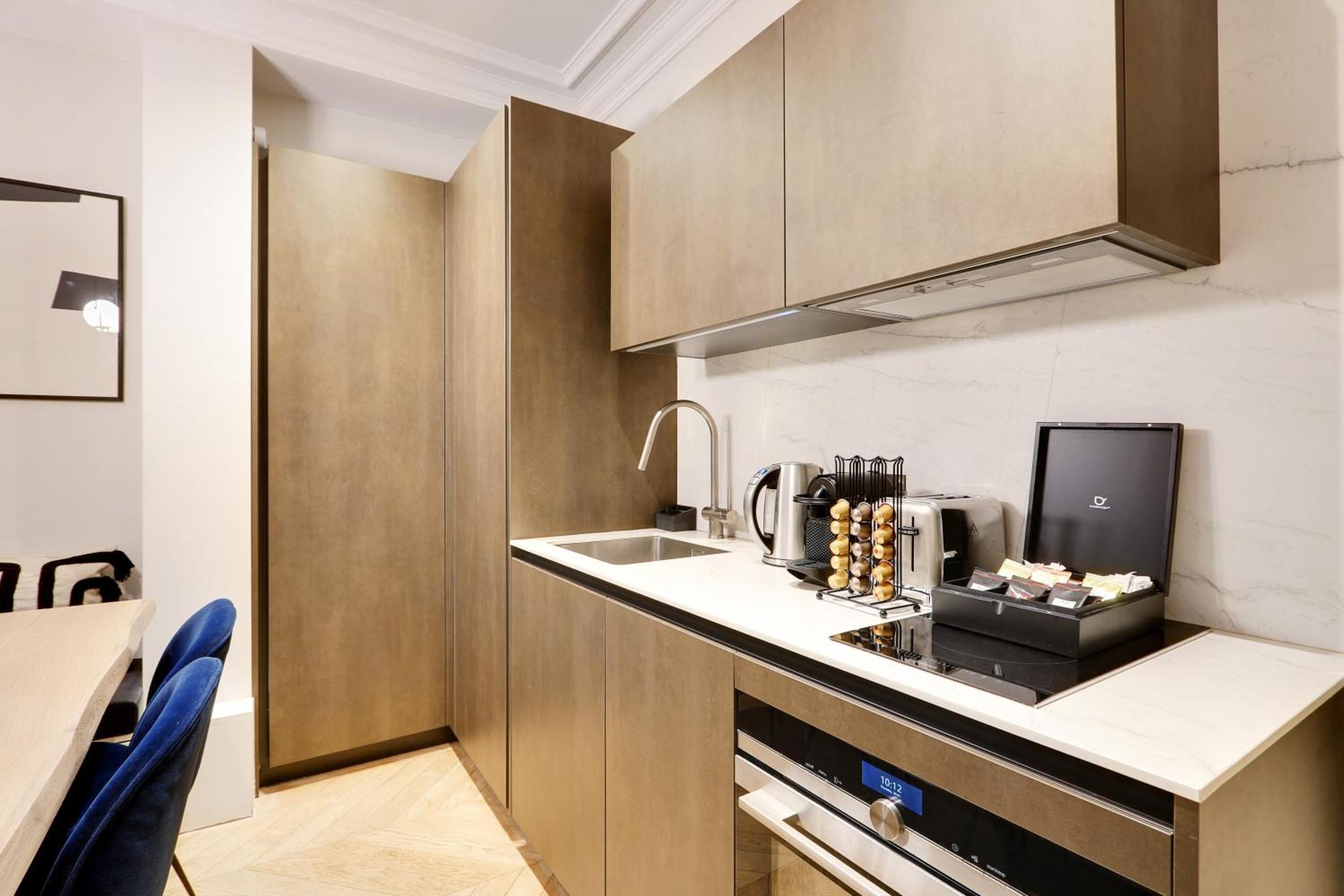Appartamento Pick A Flat - Champs Elysées Serviced Parigi